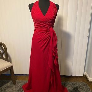Beautiful David’s bridal red dress . Worn one time to a wedding.  Size 4